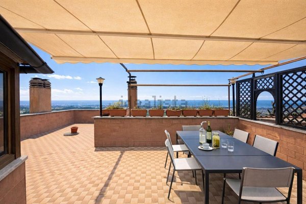 appartamento in vendita a Rocca di Papa