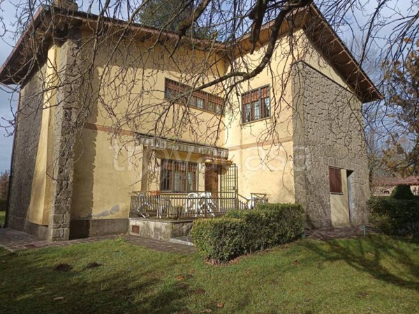 casa indipendente in vendita a Rocca di Papa in zona Vivaro