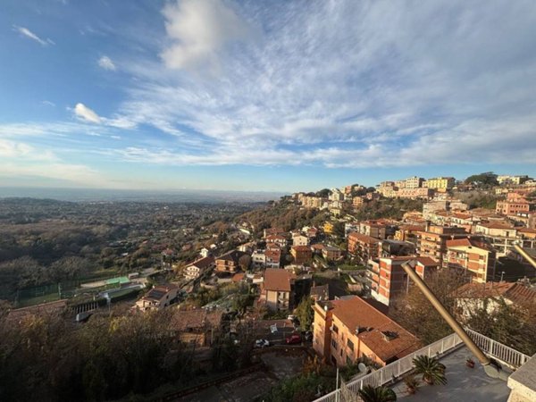 appartamento in vendita a Rocca di Papa
