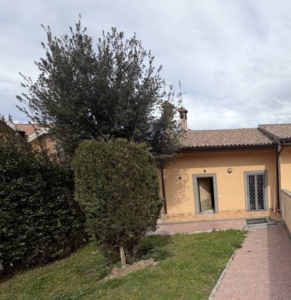 casa indipendente in vendita a Rocca di Papa