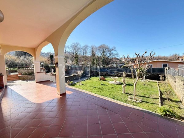 casa indipendente in vendita a Rocca di Papa