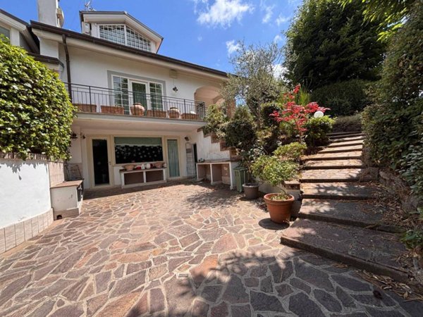 casa indipendente in vendita a Rocca di Papa