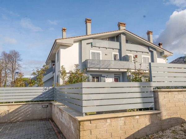 appartamento in vendita a Rocca di Papa