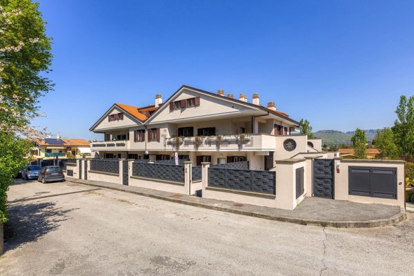 casa semindipendente in vendita a Rocca di Papa