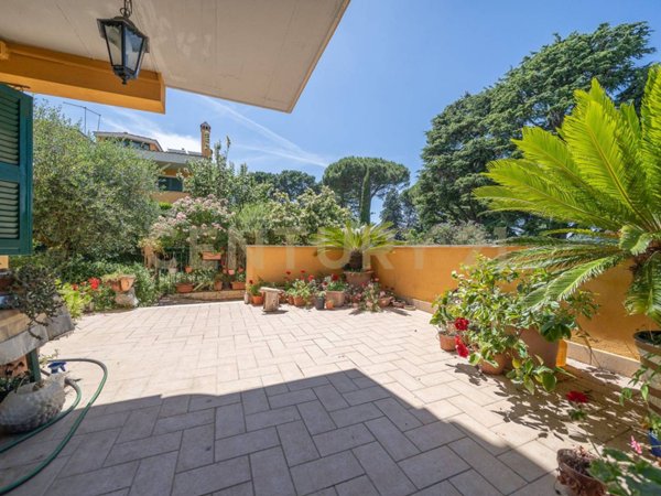 casa indipendente in vendita a Rocca di Papa