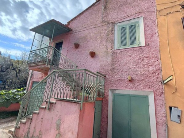 intera palazzina in vendita a Rocca di Papa