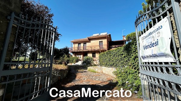 casa indipendente in vendita a Rocca di Papa
