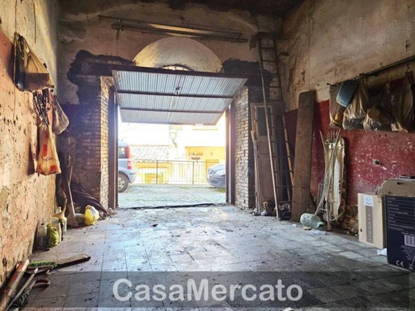 box auto in vendita a Rocca di Papa