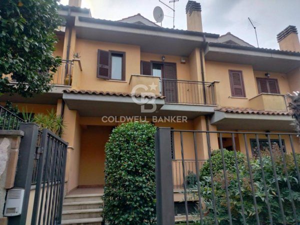 casa indipendente in vendita a Rocca di Papa