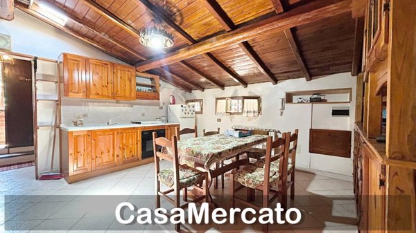 appartamento in vendita a Rocca di Papa in zona Grotte Dell'Acqua