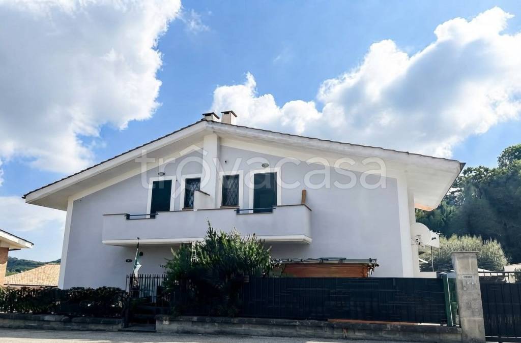 casa indipendente in vendita a Rocca di Papa