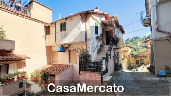 appartamento in vendita a Rocca di Papa