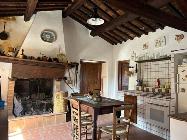 appartamento in vendita a Roccagiovine