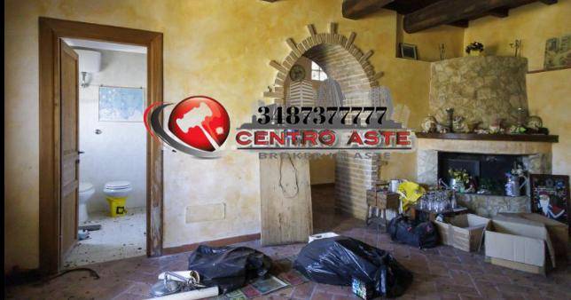 casa indipendente in vendita a Roccagiovine