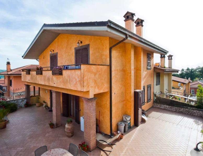 casa indipendente in vendita a Rocca Priora