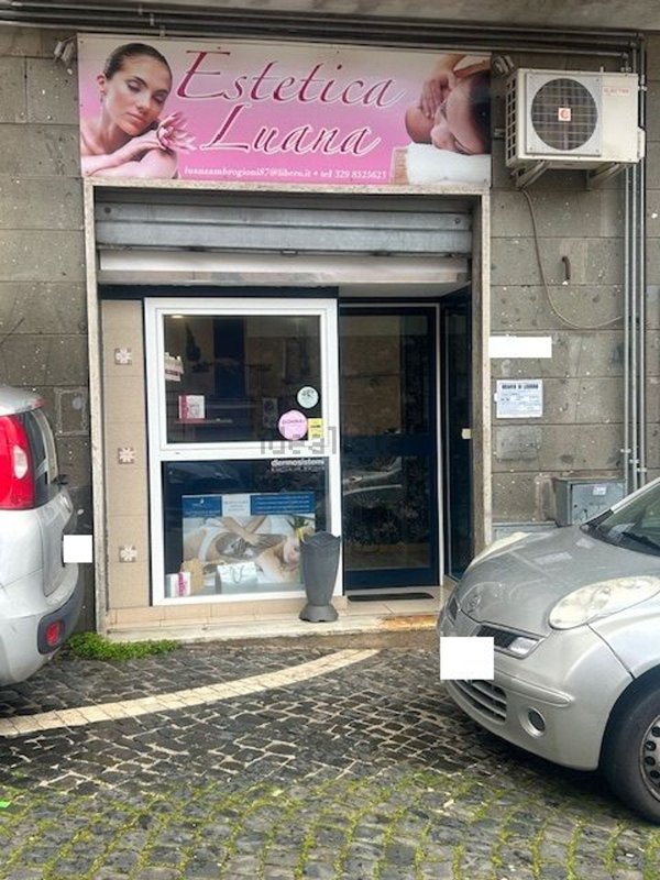 locale commerciale in vendita a Rocca Priora