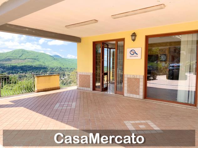 locale commerciale in vendita a Rocca Priora