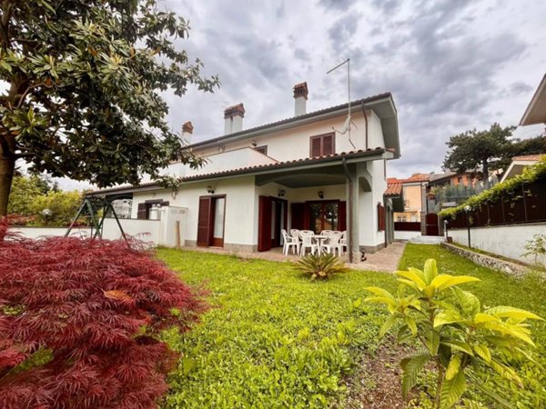 casa indipendente in vendita a Rocca Priora