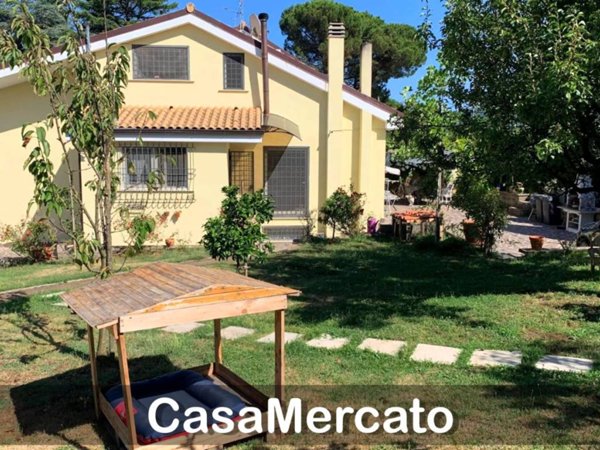 casa indipendente in vendita a Rocca Priora