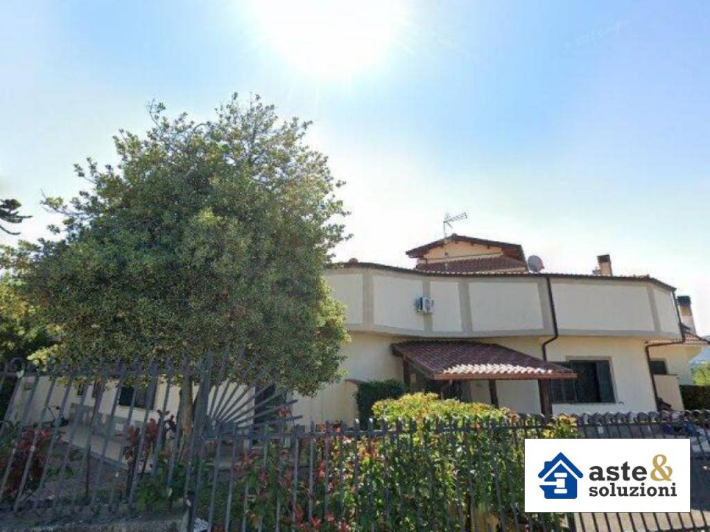 casa indipendente in vendita a Rocca Priora