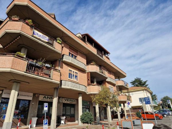 negozio in vendita a Rocca Priora