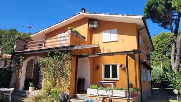 casa indipendente in vendita a Rocca Priora