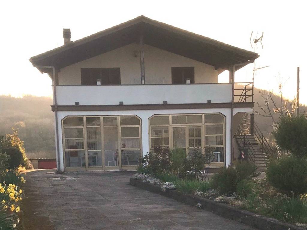 casa indipendente in vendita a Rocca Priora in zona Colle di Fuori