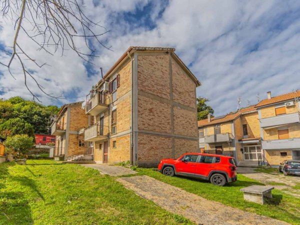 appartamento in vendita a Rocca Priora in zona Colle di Fuori