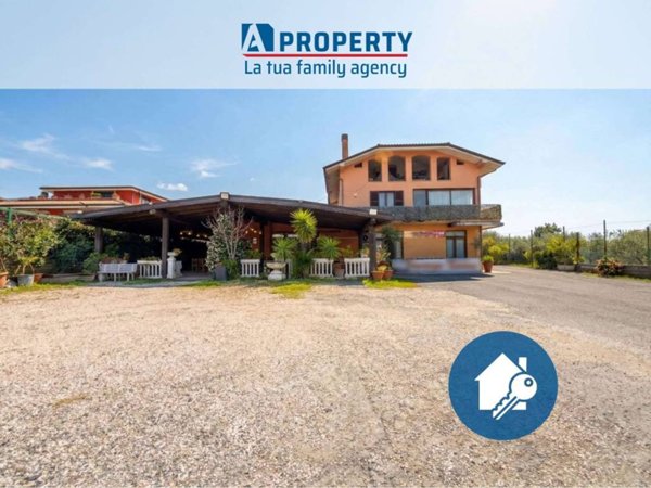 intera palazzina in vendita a Rocca Priora in zona Colle di Fuori