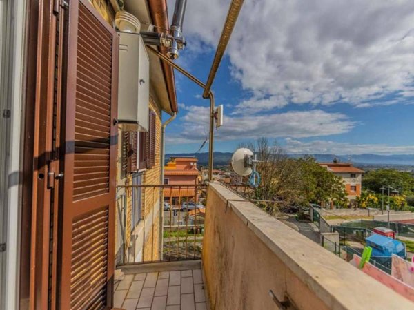 appartamento in vendita a Rocca Priora in zona Colle di Fuori