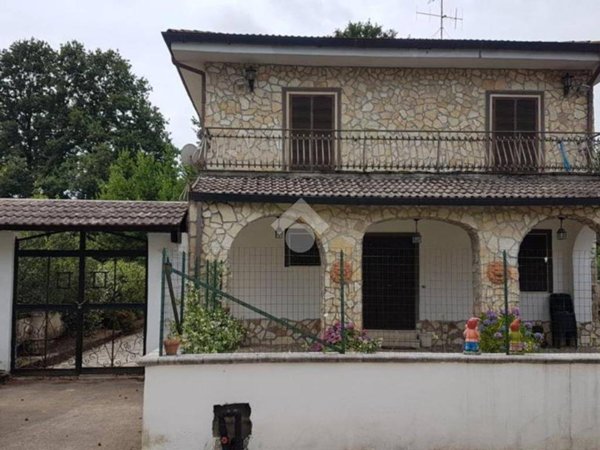 casa indipendente in vendita a Rocca Priora
