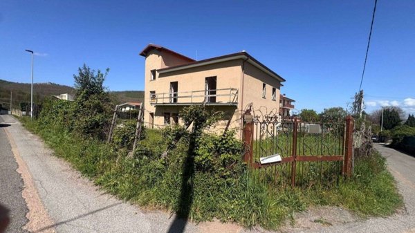casa indipendente in vendita a Rocca Priora in zona Colle di Fuori