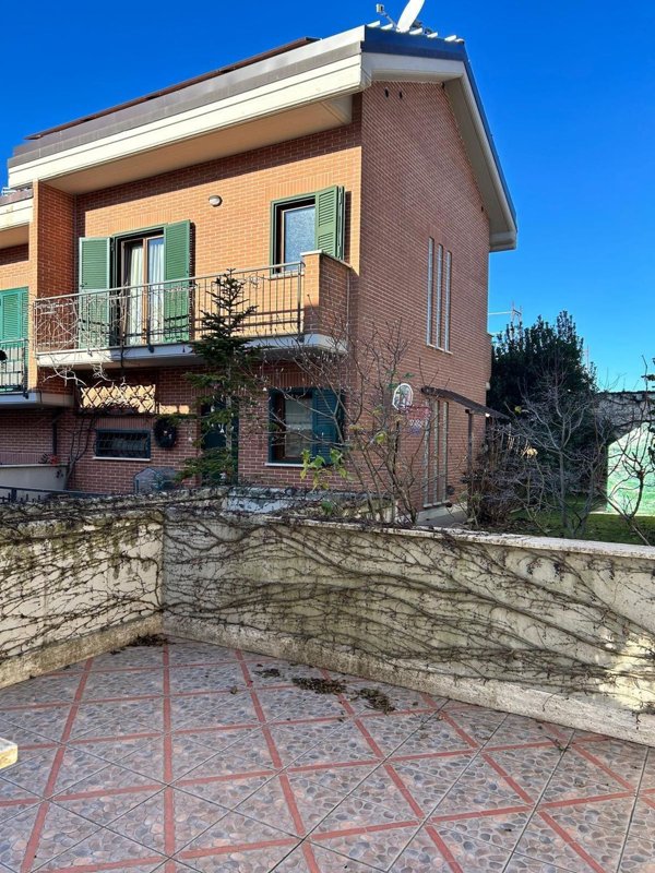 pentavano in vendita a Rocca Priora