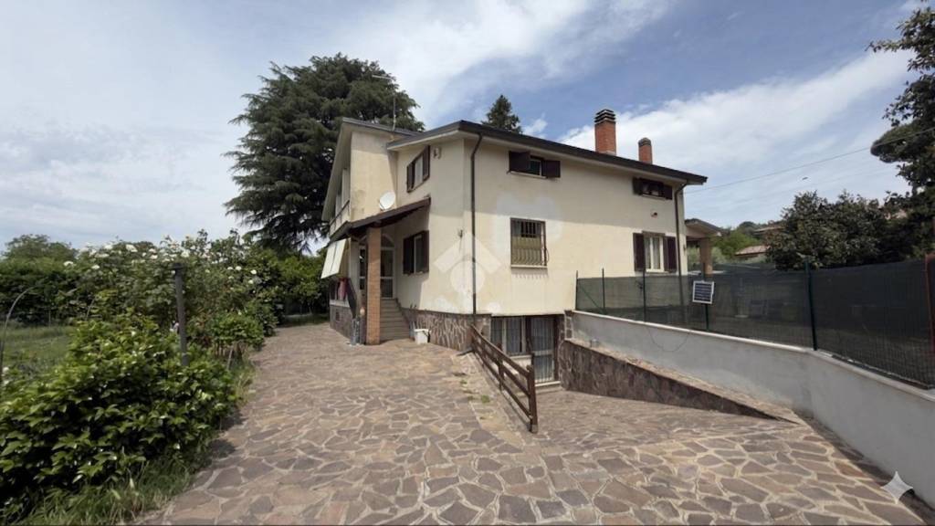 casa indipendente in vendita a Rocca Priora