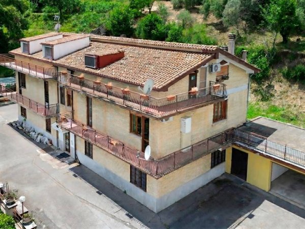 appartamento in vendita a Rocca Priora in zona Colle di Fuori