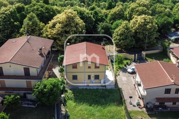 casa indipendente in vendita a Rocca Priora in zona Colle di Fuori