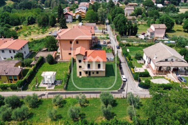 casa indipendente in vendita a Rocca Priora in zona Colle di Fuori