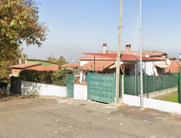 casa indipendente in vendita a Rocca Priora in zona Colle di Fuori