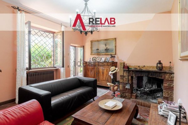 casa indipendente in vendita a Rocca Santo Stefano