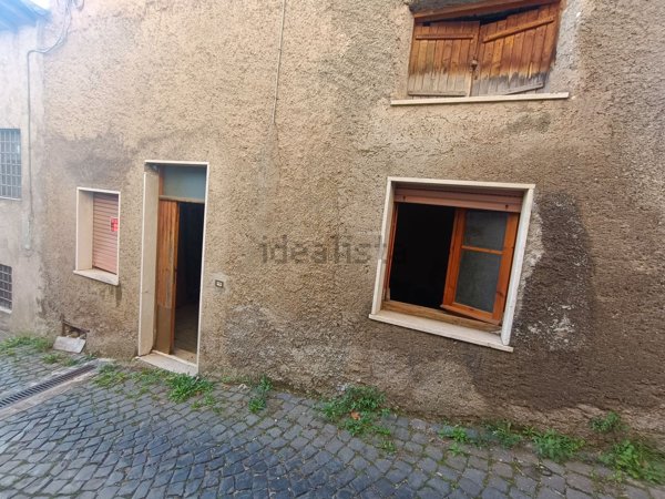 appartamento in vendita a Roiate