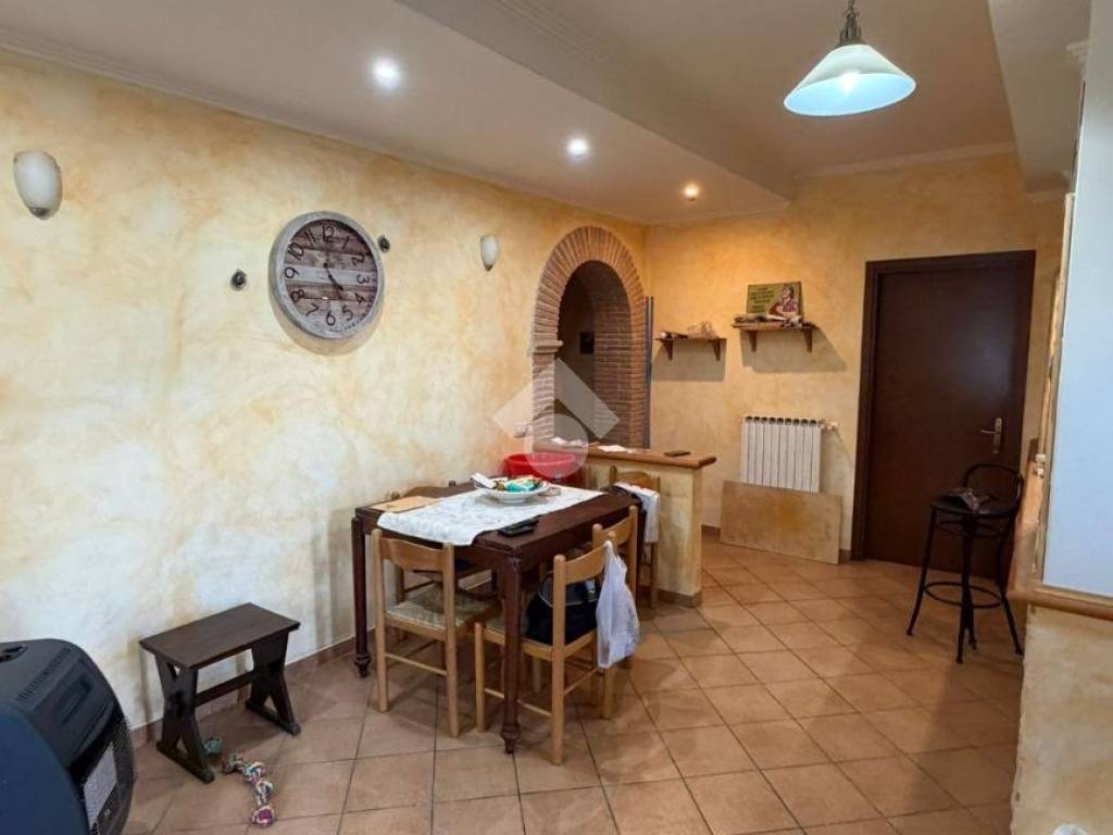 casa indipendente in vendita a Roiate