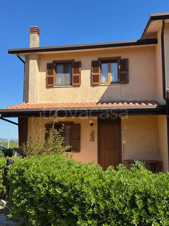 casa indipendente in vendita a Roiate