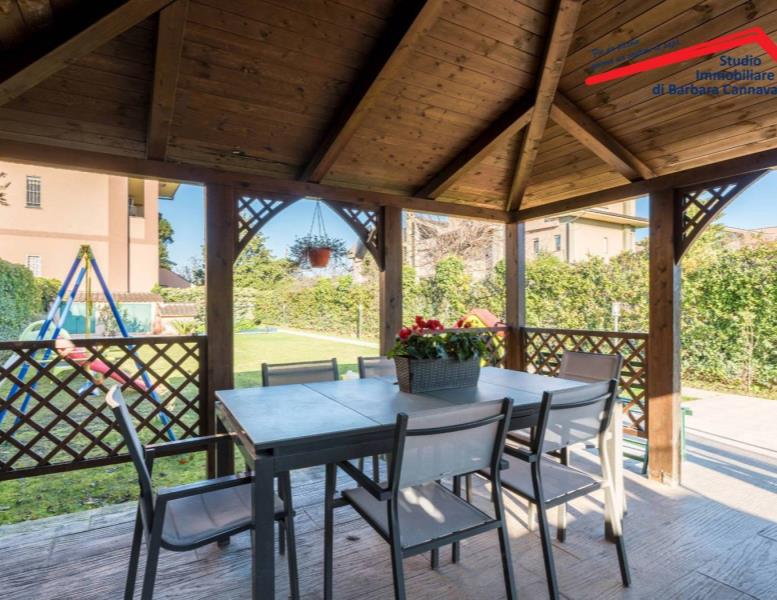 casa indipendente in vendita a Roma in zona Axa