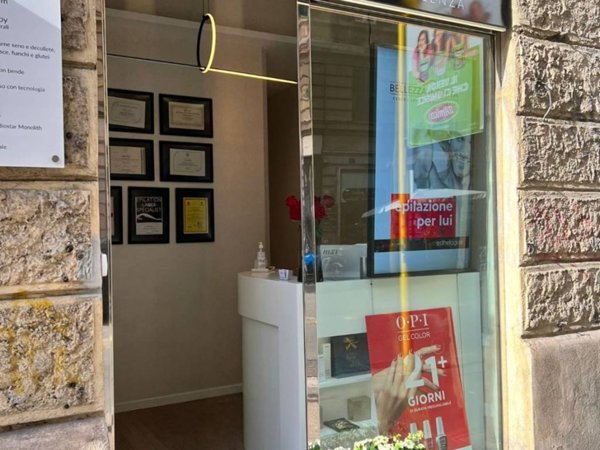 casa indipendente in vendita a Roma in zona Salario