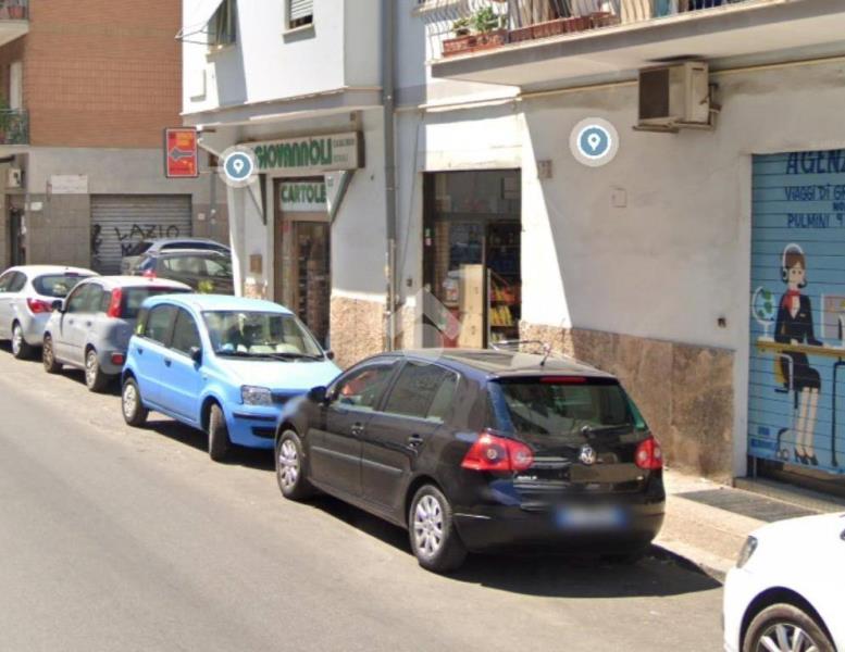 locale commerciale in vendita a Roma in zona Pietralata