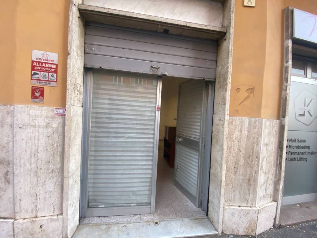 negozio in vendita a Roma in zona Tiburtino
