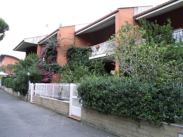 casa indipendente in vendita a Roma in zona Torrevecchia