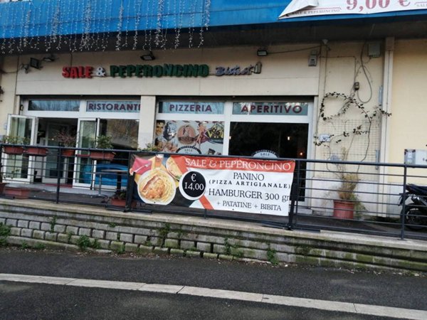locale commerciale in vendita a Roma in zona Portuense