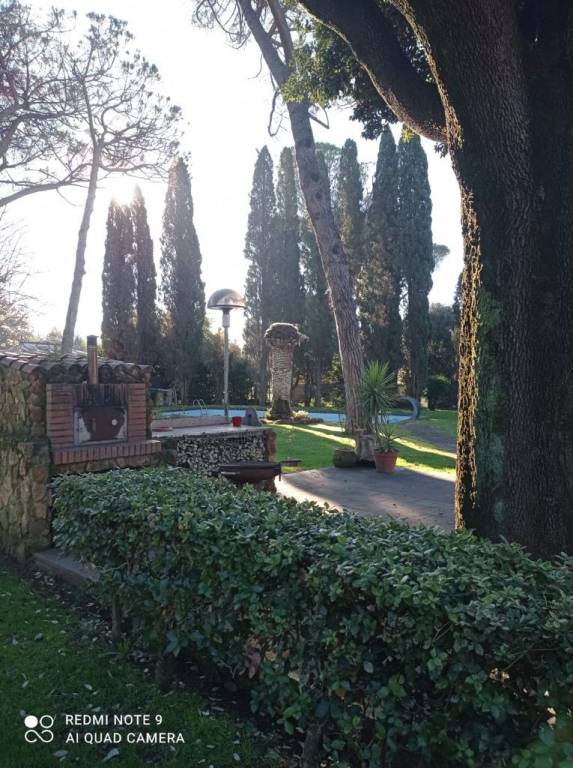 casa indipendente in vendita a Roma