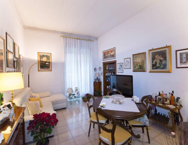 appartamento in vendita a Roma in zona Rione Monti/Campitelli